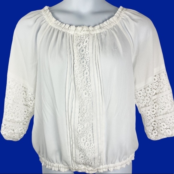 Monroe & Main White Crochet Elastic Neck Peasant Shirt - Picture 1 of 8